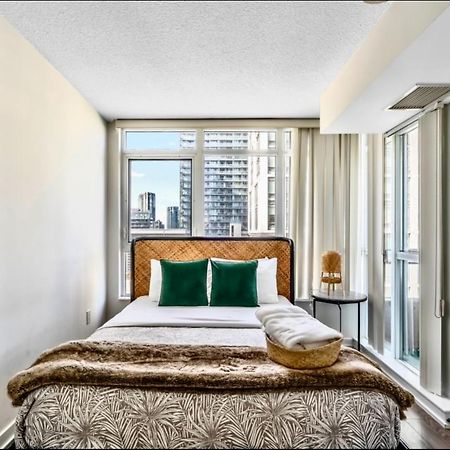 The Perfect Getaway Apartment Toronto Bagian luar foto