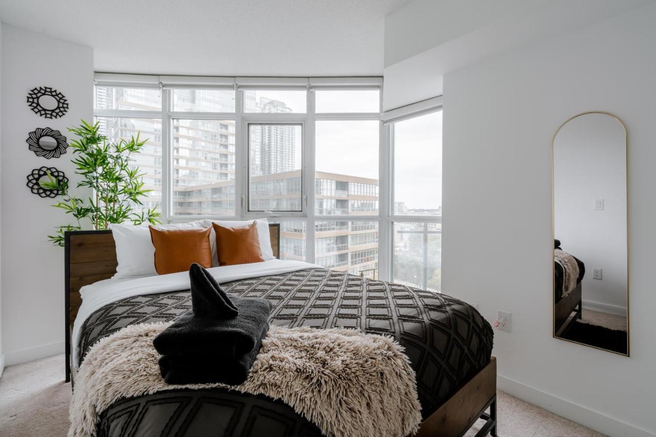 The Perfect Getaway Apartment Toronto Bagian luar foto