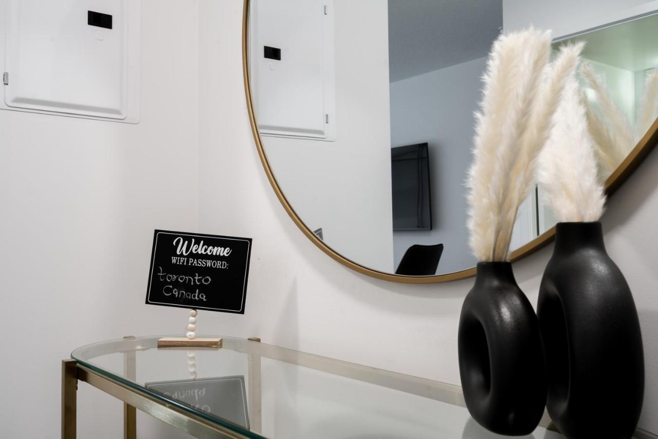The Perfect Getaway Apartment Toronto Bagian luar foto