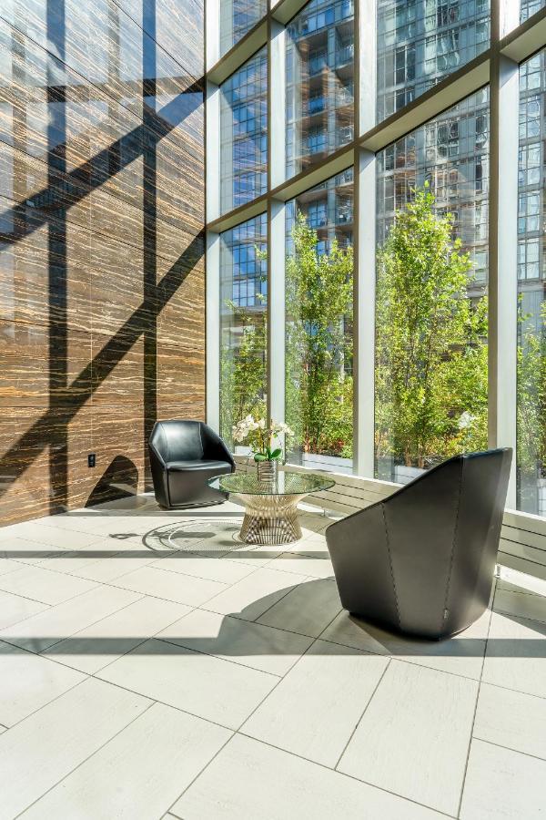 The Perfect Getaway Apartment Toronto Bagian luar foto