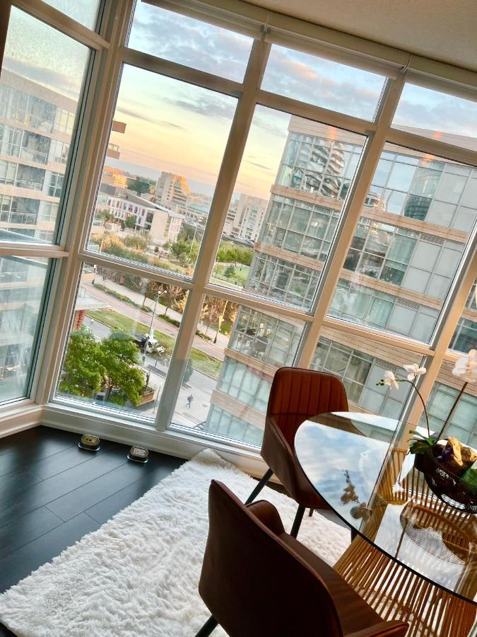 The Perfect Getaway Apartment Toronto Bagian luar foto