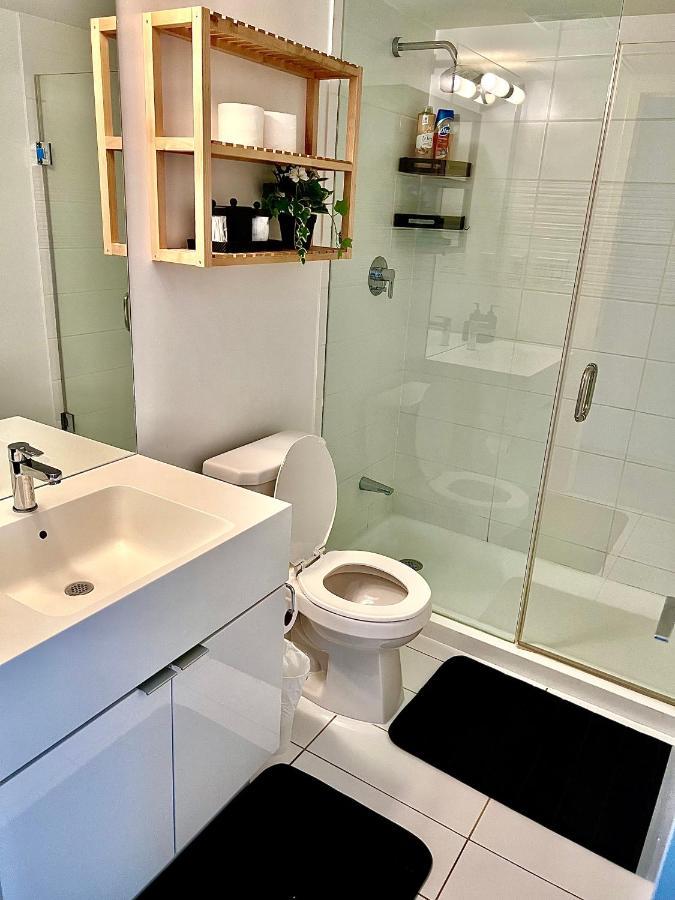 The Perfect Getaway Apartment Toronto Bagian luar foto