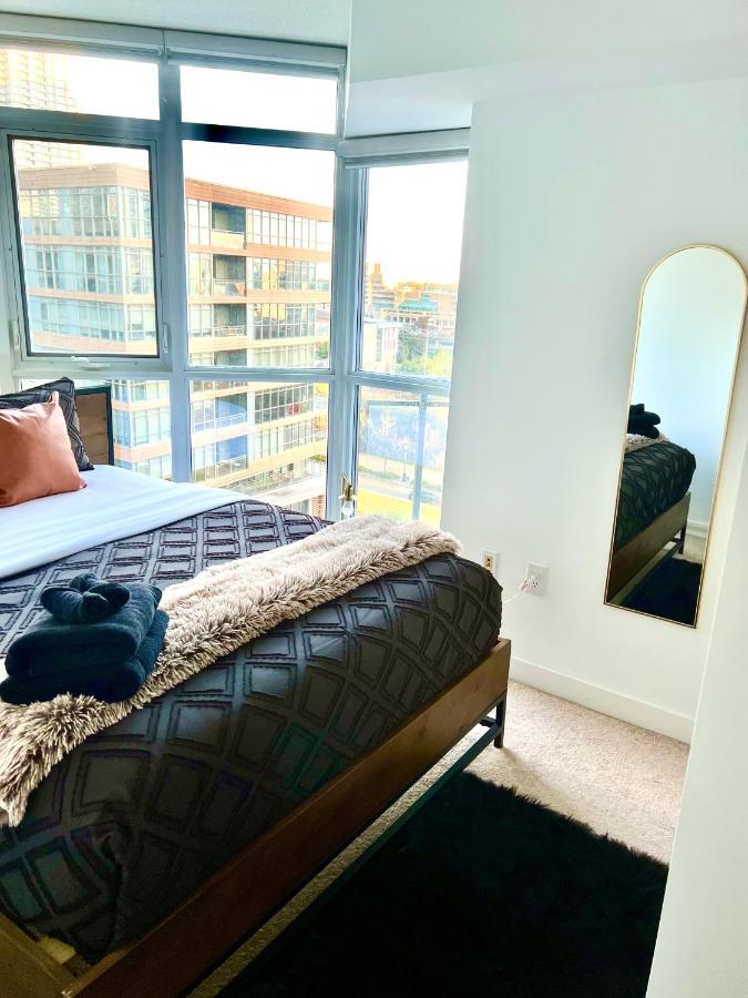 The Perfect Getaway Apartment Toronto Bagian luar foto