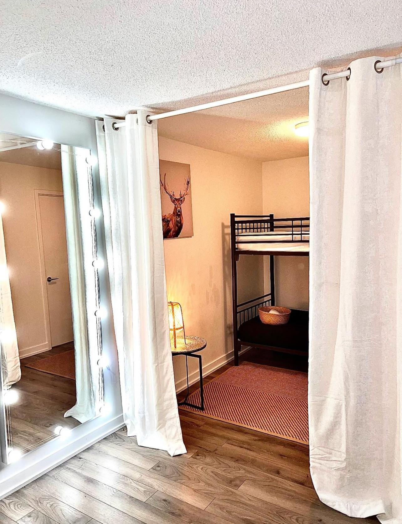 The Perfect Getaway Apartment Toronto Bagian luar foto